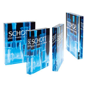 Contento Pokal mit farbigem Digitaldruck auf  selbststehender Glasscheibe (Standardprogramm)