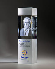 Contento Standard-Pokal: Glas-Trophäe Sky mit 3D Laserinnengravur in Glas, Pokal teilweise sandgestrahlt